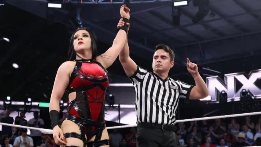 Una chilena haciendo historia: Así fue la increíble entrada de Stephanie Vaquer al Royal Rumble 2025