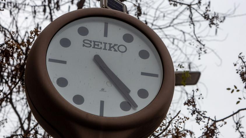 Cambio de hora en Chile: ¿Cuándo se hace la modificación de los relojes?