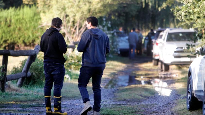 Matrimonio asesinado en Graneros: Vecino sospecha de vehículo que rondaba por la zona