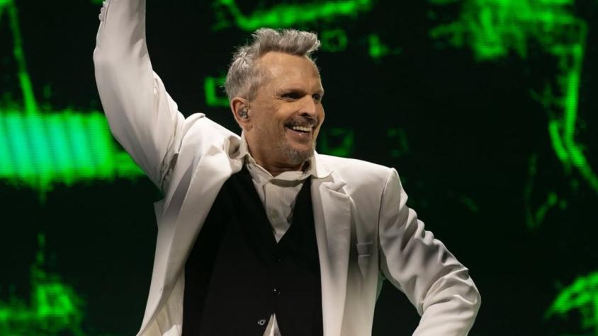¿Qué pasó con su voz? Miguel Bosé regresó a los escenarios después de ocho años