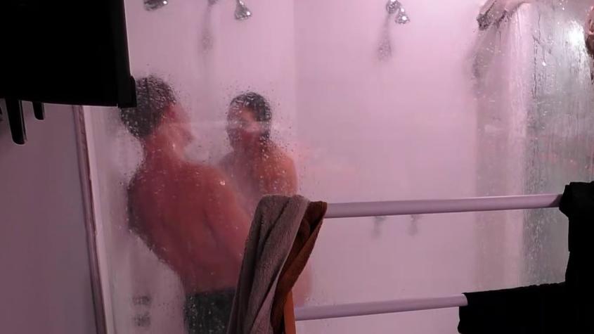 Hoy en Palabra de Honor, Faloon iniciará romance a escondidas con Rai: se besarán candentemente en la ducha