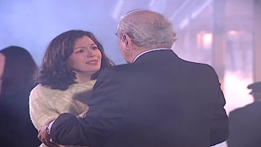 Hippie | Capítulo 68 | Un momento para los dos