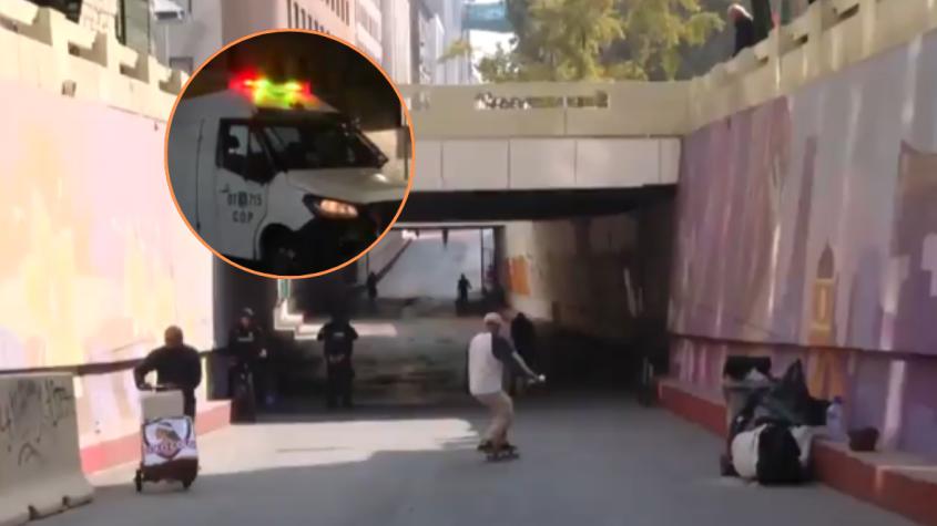 Balacera en paso bajo nivel de Bandera: Sujeto disparó a dos personas desde un scooter 