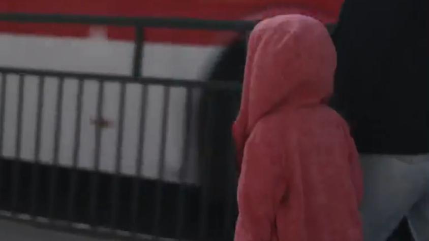 Reportajes T13: Niña de 8 años fue vendida por su abuela para trabajar como sirvienta