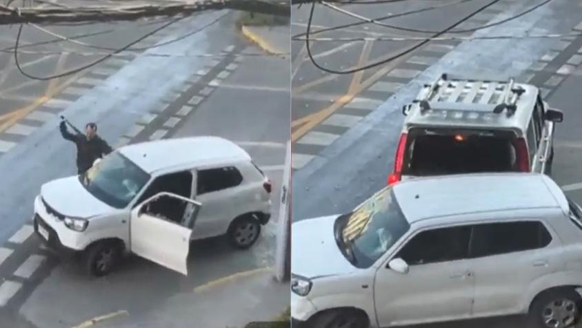 Con bates y choques: Impresionante pelea entre conductores en Providencia