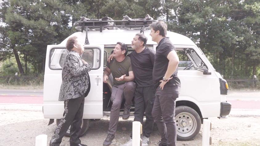 Los Socios por Chile se encontraron con el doble de Juan Gabriel en pleno recorrido: Conocieron la emotiva historia del artista