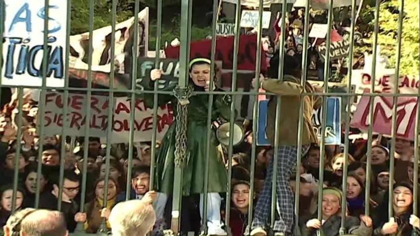 Hippie | Capítulo 77 | Fuera Sierralta