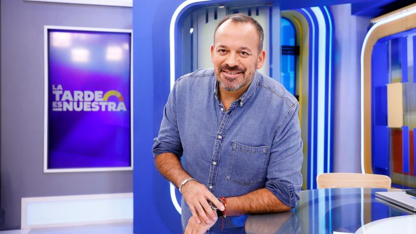 Hoy debut imperdible de La tarde es nuestra: conoce la gran trayectoria del conductor del programa, Alfonso Concha