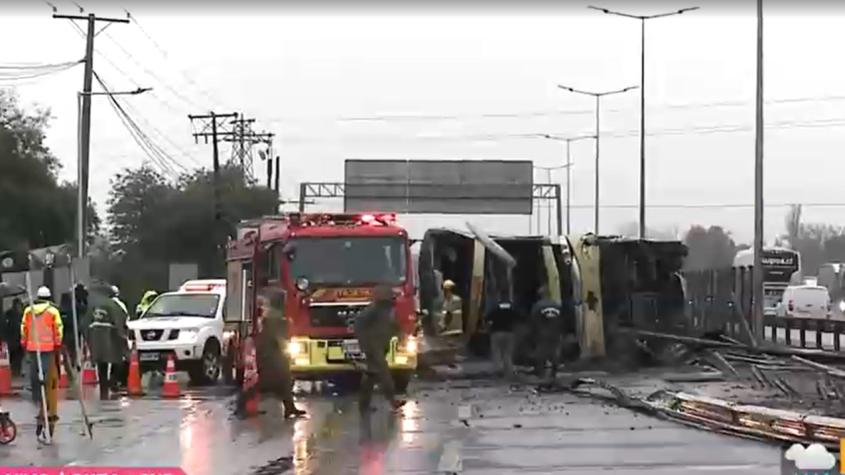Volcamiento de bus en Ruta 5 Sur: conductor está detenido por cuasidelito de homicidio
