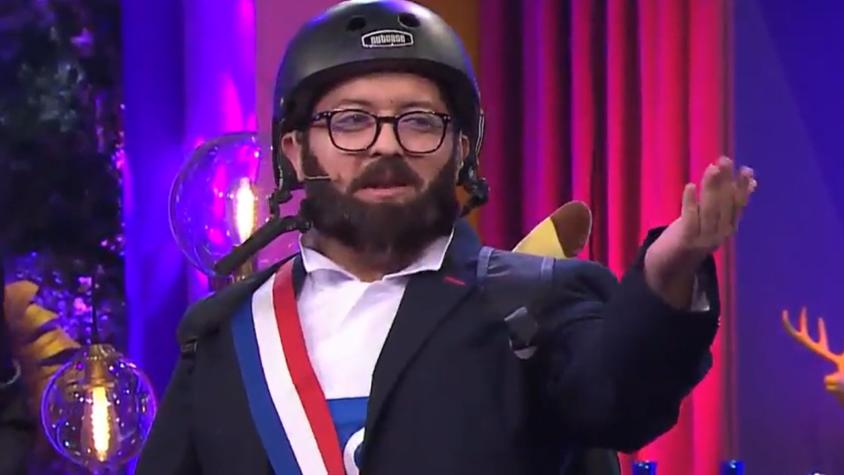 Felipe Parra hace reír a todos con su notable imitación del Presidente Gabriel Boric