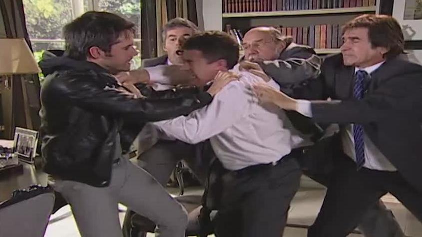 Primera Dama | Capítulo 26 | Mariano da la pelea