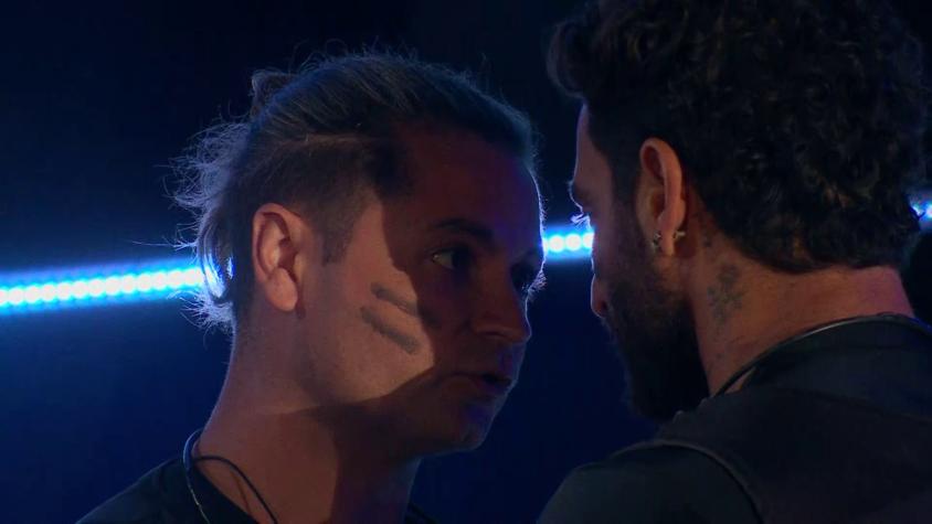 Mundos Opuestos | Capítulo 5