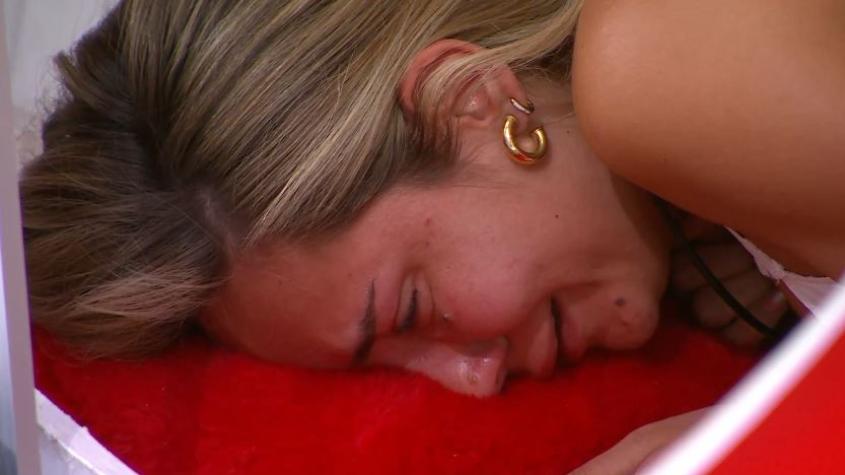 Valentina Concha rompe en llanto tras emotiva llamada con su hijo: "Estoy orgulloso de ti, mamá"