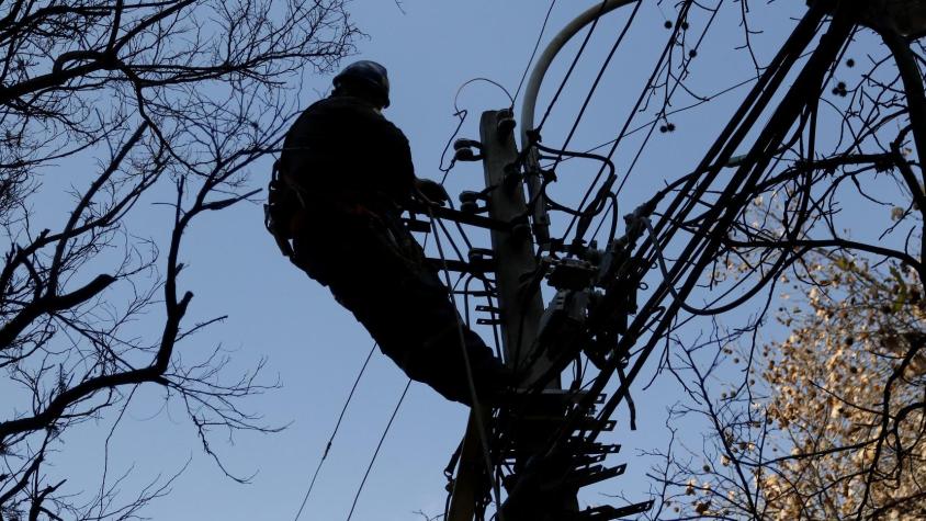Comunican corte de luz en siete comunas este lunes 9 de junio: Conoce los sectores