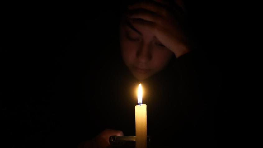 Reportan cortes de luz por la lluvia: revisa acá el estado del servicio en tu comuna