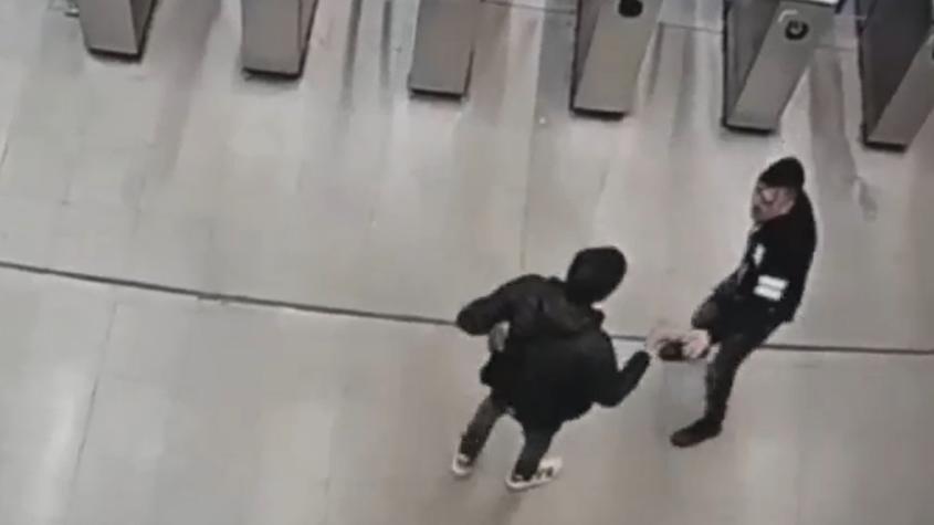 El video de la balacera en estación de Metro de Santiago: todo por la compra de un celular