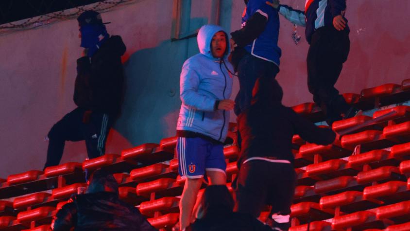 Ministro Elizalde actualiza situación médica del hincha de U. de Chile que cayó en estadio de Independiente