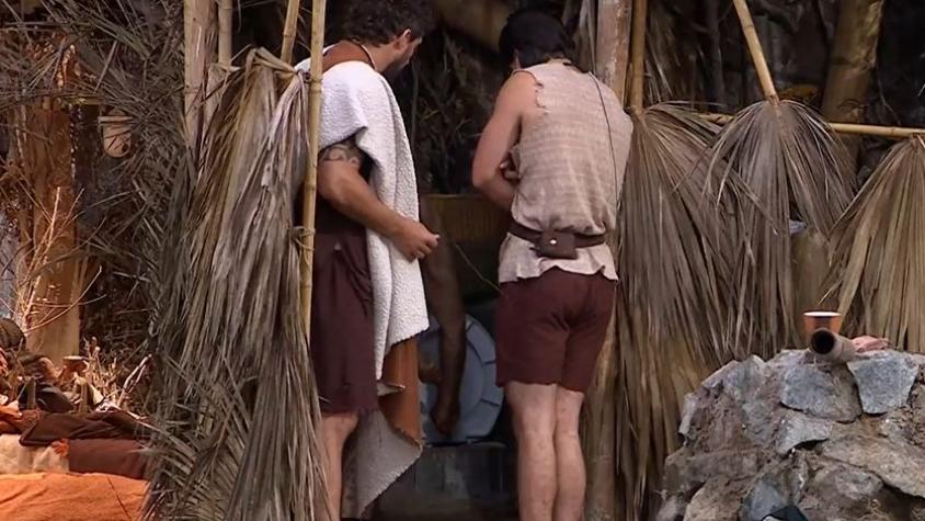 ¿Quién tapó el baño? El meme viral tras asqueroso momento en Mundos Opuestos que recordó a querida chica reality