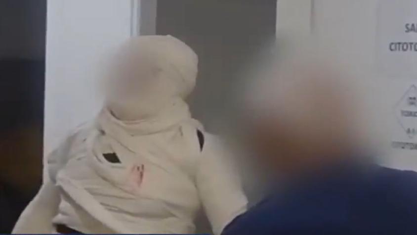 Madre de trabajador TEA humillado en Hospital San Borja detalla las agresiones que recibía su hijo: "Le está lanzando pintura roja"
