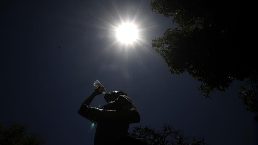 Hasta 32 grados en algunas comunas: anuncian altas temperaturas para esta semana en la Región Metropolitana