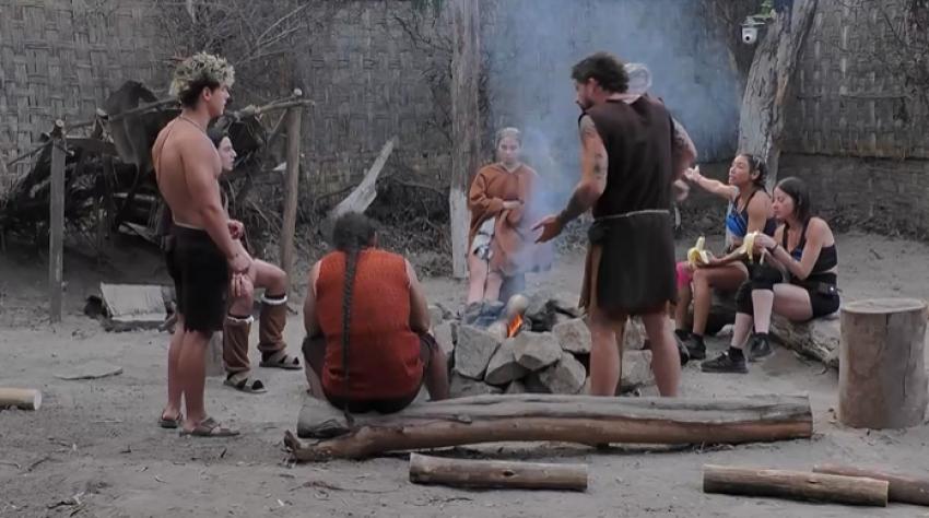 Mundos Opuestos | Capítulo 74