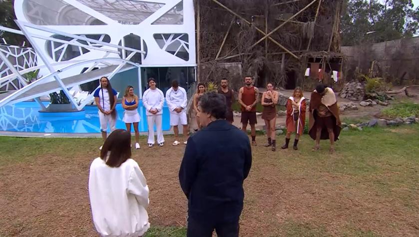 Mundos Opuestos | Capítulo 100