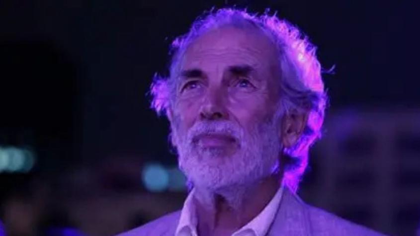 Así fue la emotiva llegada de la viuda de Héctor Noguera al velorio del legendario actor