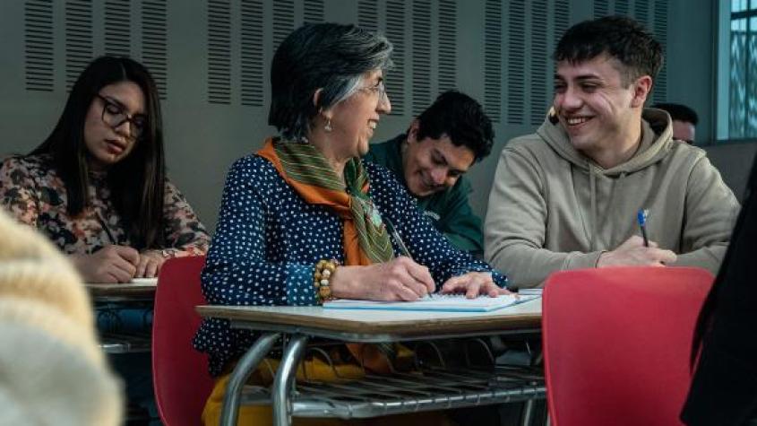 ¡Nunca es tarde! Ofrecen beca de hasta 100% para que mayores de 50 años estudien una carrera técnica