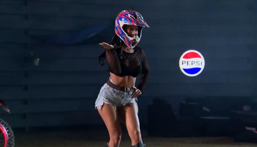 Mundos Opuestos | Capítulo 114