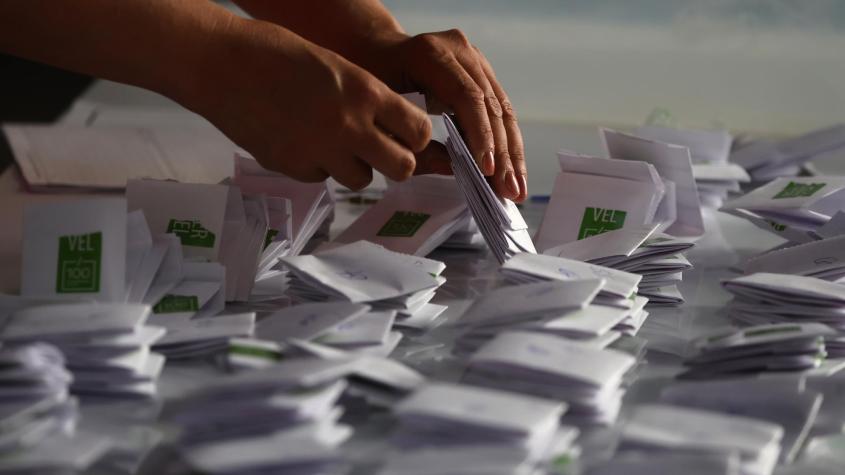 El precio de tu elección: ¿Cuánto dinero recibe un candidato presidencial por cada voto en Chile?