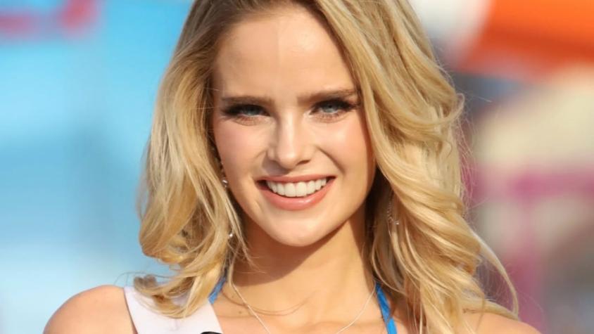 Inna Moll se luce con un bikini blanco en Miss Universo 2025