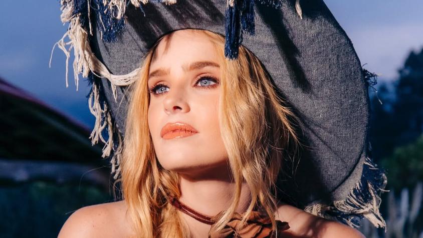 Inna Moll sorprende con osado vestido bicolor y strapless en Miss Universo 2025: "Simplemente hermosa y rostro universal"