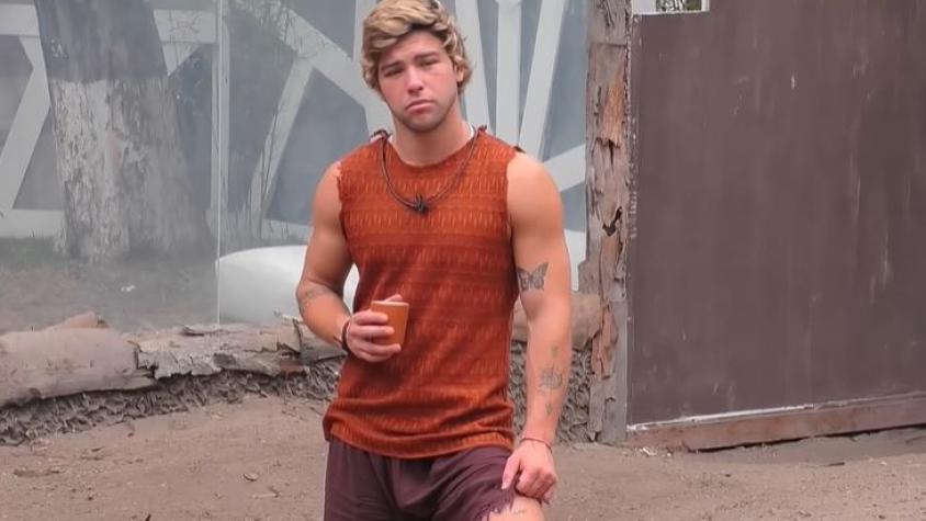 Jota fue acusado de un asqueroso acto en el baño del Futuro: trató de "mal hablado" a Alan Didier