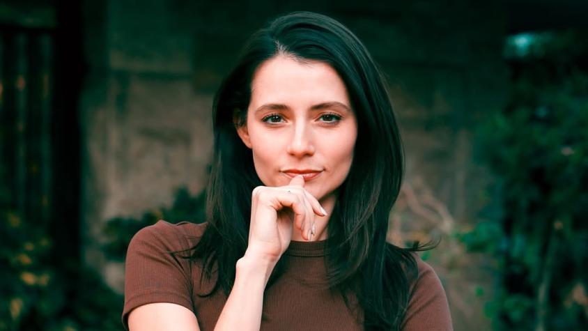 Magdalena Müller da el "sí" por la iglesia: su vestido blanco se llevó todas las miradas