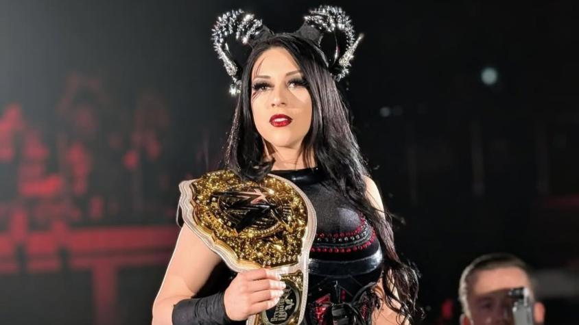 Stephanie Vaquer, luchadora chilena de WWE, hizo su aporte a la Teletón 2025