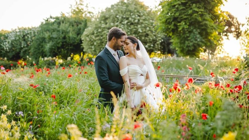 El expololo actor de Magdalena Müller que se robó las miradas en su matrimonio: "Son grandes amigos"