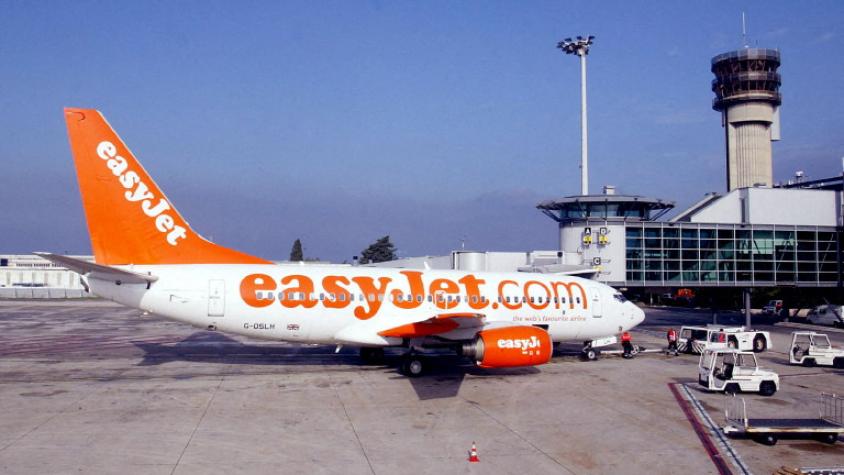 Denuncian que familia subió a una mujer de la tercera edad muerta a un vuelo internacional