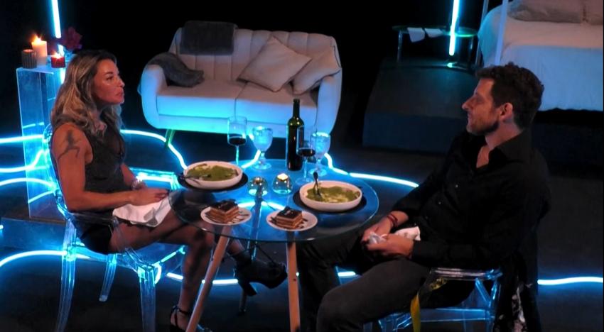 Mundos Opuestos | Capítulo 137: Eyal y Evelyn pasan su primera noche juntos en el encierro