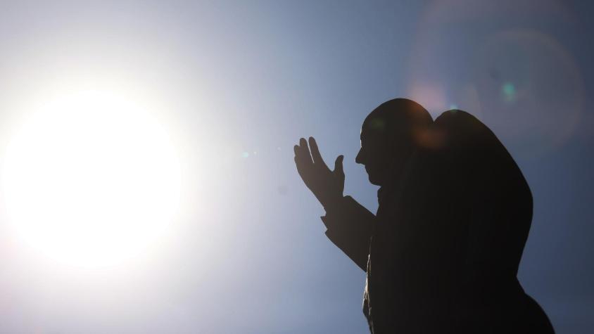 Golpe de calor: 7 signos de alerta a los que estar atento y qué hacer de inmediato si alguien lo sufre