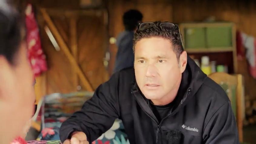 Pancho Saavedra conoce la dura historia de una familia en Carahue que sobrevive en base a pensiones