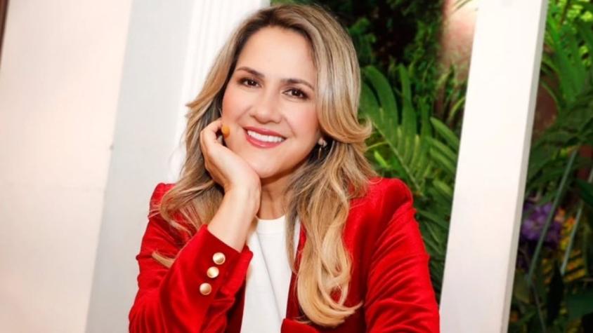 Michelle Adam comparte emotivos registros de la confirmación de su hija y las redes coinciden: "Se parece a la mamá"