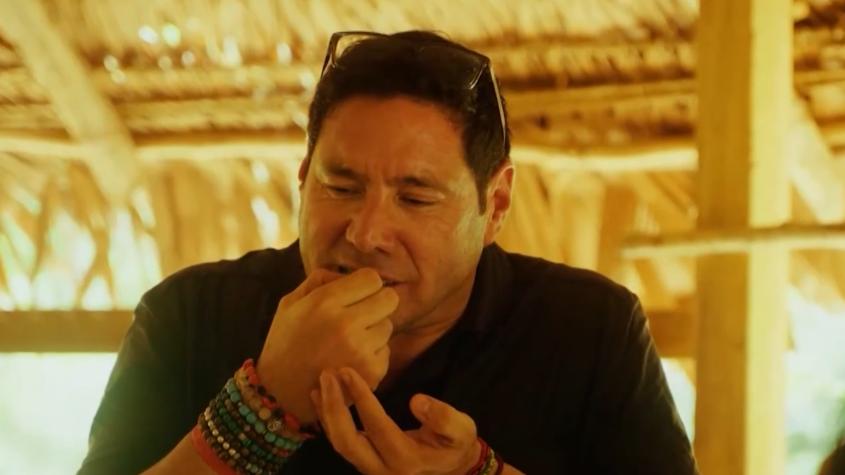 Pancho Saavedra tuvo que probar extraño insecto en el Amazonas: el animador casi vomita