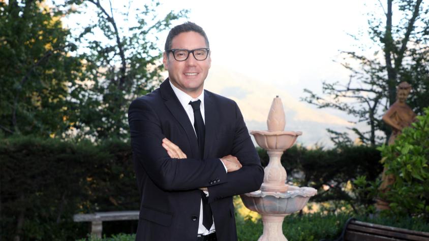 Fiesta de Año Nuevo 2026 de la Torre Entel: Pancho Saavedra desclasifica su historia con aquel evento de Santiago