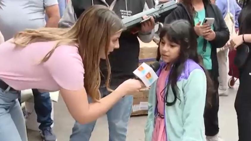 Periodista de Tu Día conmueve con tierno gesto a niña en víspera de Navidad: "¿Me lo prometes?"