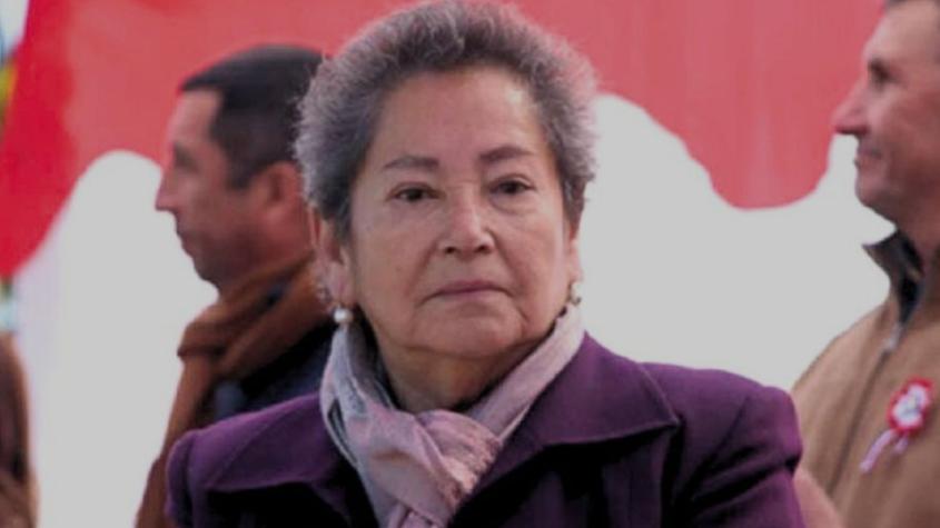 Hija de concejala de Villa Alegre arremete con todo contra polémica vidente: "No me sorprende que sea..."