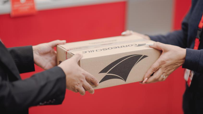 Correos de Chile anuncia envíos GRATIS para ayudar a comunas afectadas por incendios forestales