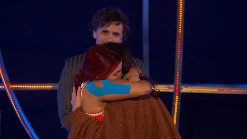 Polémica participante quedó eliminada tras electrizante competencia: se despidió entre lágrimas y aplausos