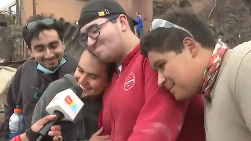 Joven afectado por incendio en Tomé se emociona al recibir ayuda de sus excompañeros de colegio: "Esto nunca se olvida"