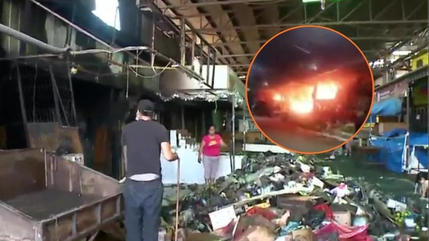 Comerciantes de la Vega Central denuncian robos en locales tras incendio: "Esto está peligroso"