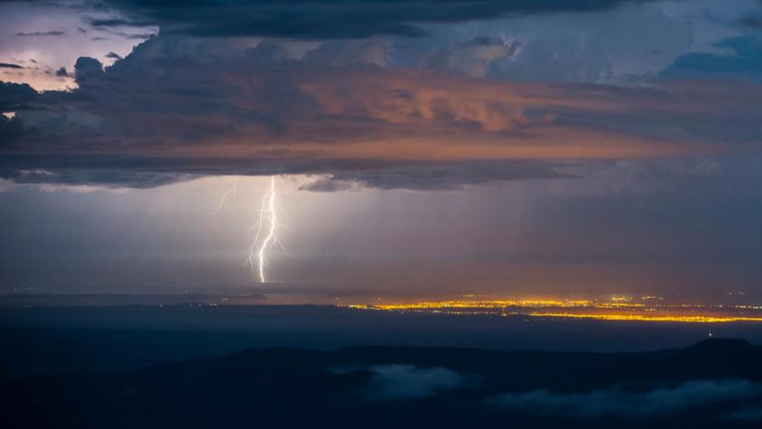 Alerta por tormentas eléctricas en 7 regiones del país: el fenómeno ocurrirá entre la tarde y noche